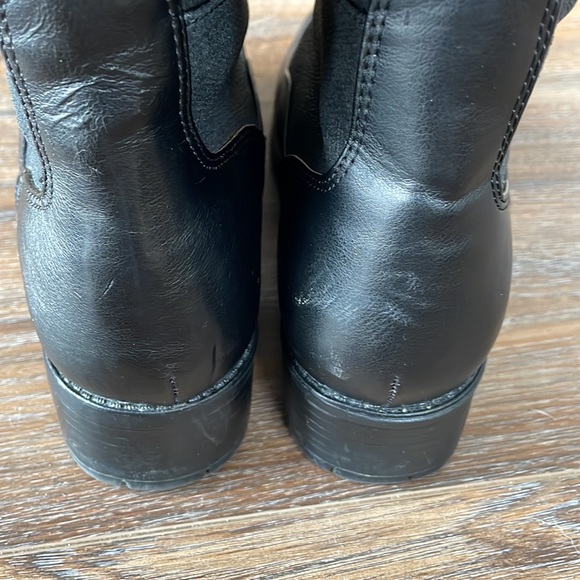 Trotters boots size 8. - Picture 3 of 4